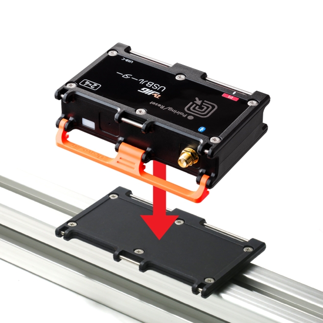 The router module can be mounted directly on a T-slot.
